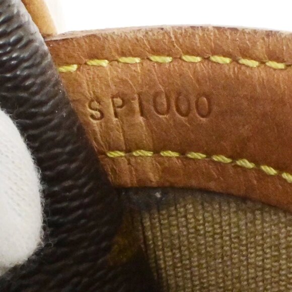 LOUIS VUITTON Reporter PM Crossbody Shoulder Bag Monogram Leather M45254 65YH054 - Picture 9 of 16